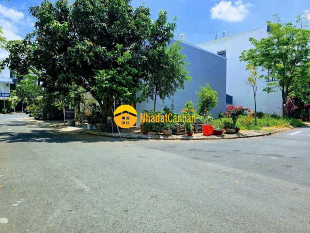 Mặt bằng bán