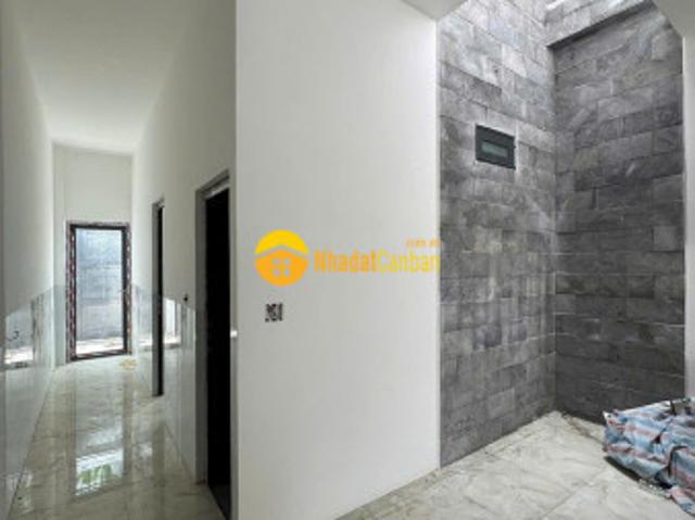 Nhà mặt phố bán
