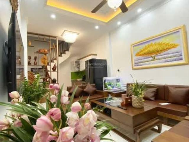 Nhà bán tại Hoàn Kiếm, Hà Nội