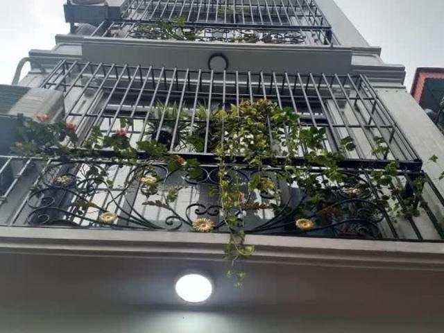 Nhà mặt phố bán tại Hoàn Kiếm, Hà Nội