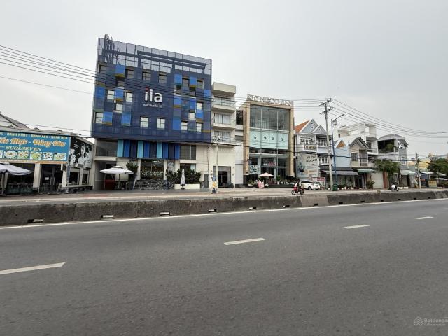 Nhà mặt phố bán