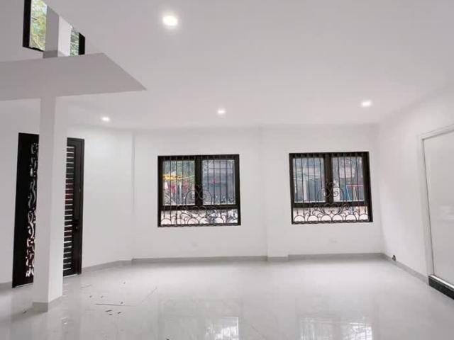 Nhà mặt phố bán tại Hoàn Kiếm, Hà Nội