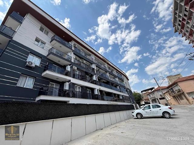 Buca, İzmir içerisinde satılık mülk