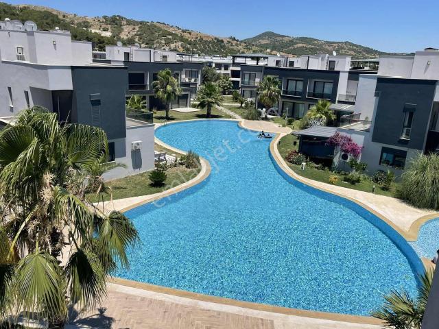 Dikili, İzmir içerisinde kiralık Villa