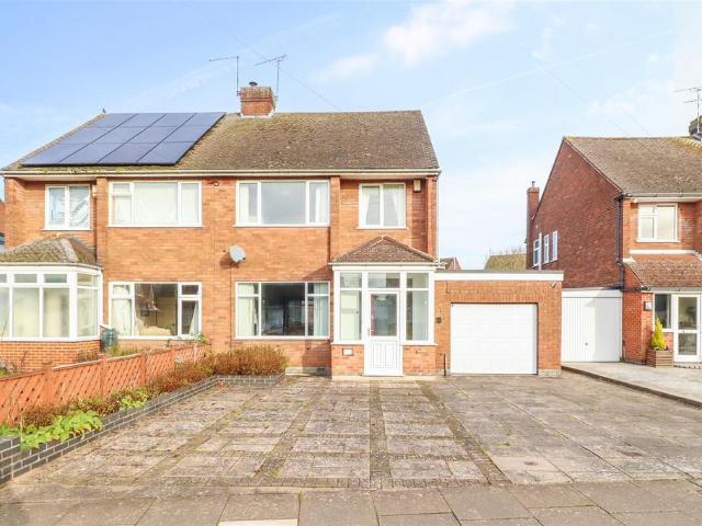 House for rent in Cheylesmore, West Midlands