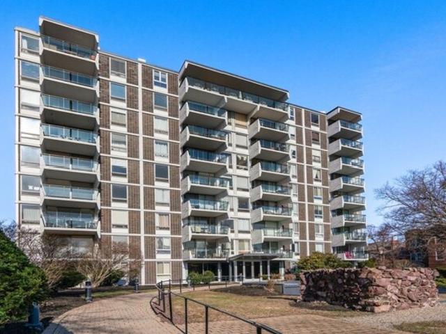 Condo for sale in Brookline
