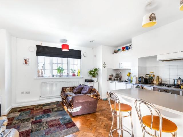 Apartment for rent in Streatham, Greater London