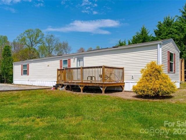 House for sale in Hendersonville