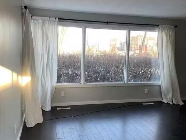 Condo for rent in Wedgewood, Alberta