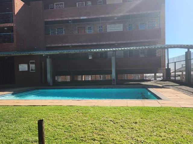 Flat for sale in Johannesburg