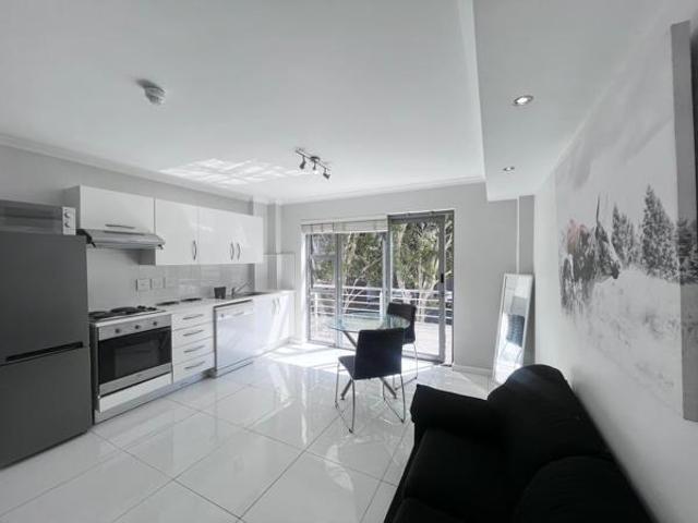 Apartment for rent in Claremont, Cape Town