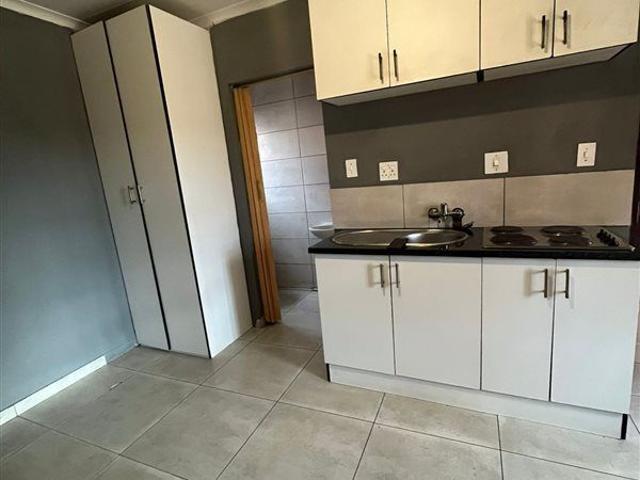 Apartment for rent in Protea Glen, Soweto
