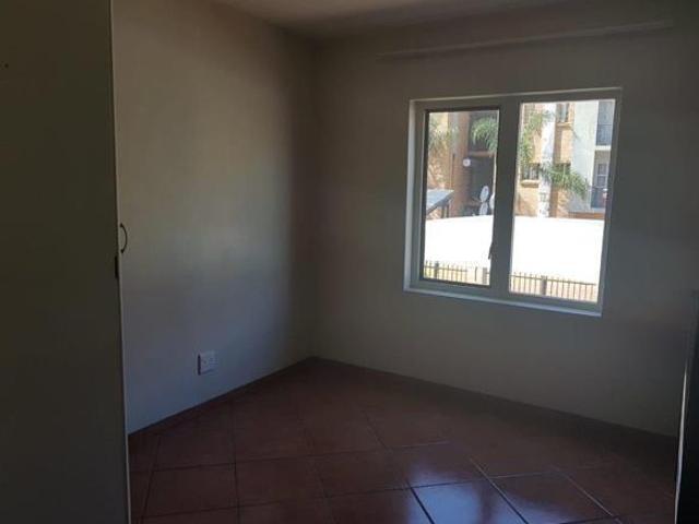 Apartment for rent in Waterkloof, Gauteng