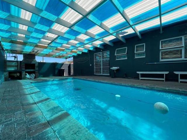 Property for rent in Cape Town, Western Cape