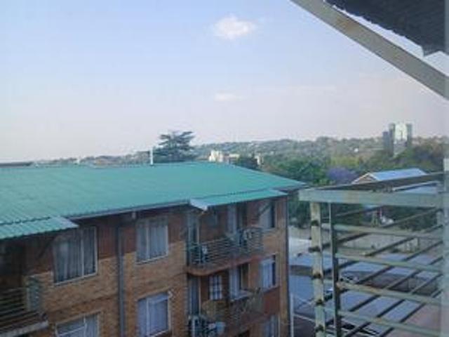 Apartment for rent in Richmond, Johannesburg