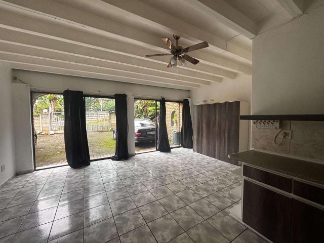 Apartment for rent in Kingsburgh, Kwazulu-natal