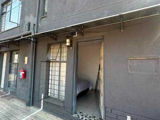 Apartment for rent in Waterkloof, Gauteng