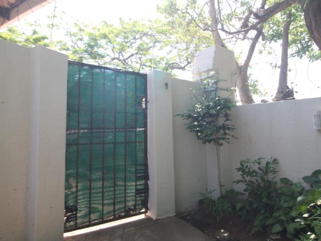 Apartment for rent in Princess Grant, Kwazulu-natal