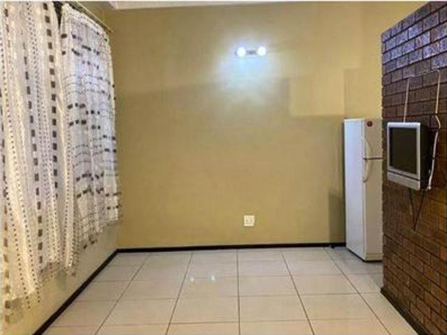 Apartment for sale in Vosloorus, Gauteng