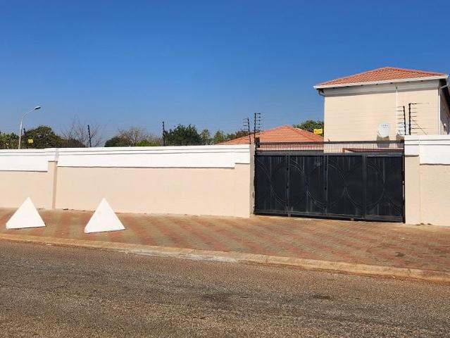 Apartment for rent in Tlhabane, North West
