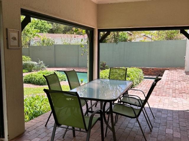 Apartment for rent in Douglasdale, Randburg