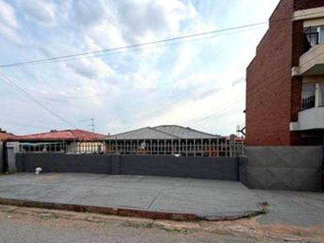 Apartment for rent in Roodepoort, City of Johannesburg Metropolitan Municipality