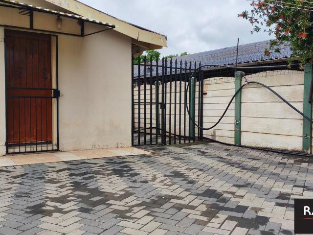 Apartment for rent in Tlhabane, North West
