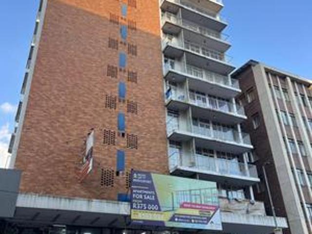 Apartment for sale in Vosloorus, Gauteng