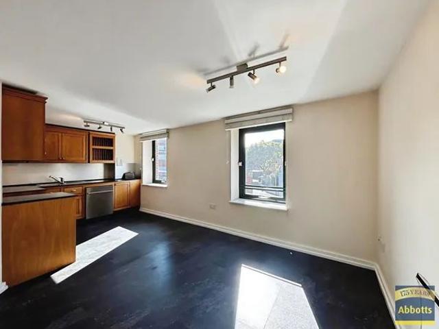 Apartment for rent in Key Street, Suffolk