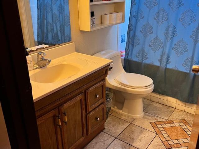 Room for rent in Long Beach Room for rent in Long Beach