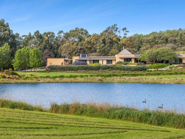 Cottage for sale in Scotsburn, Shire of Moorabool