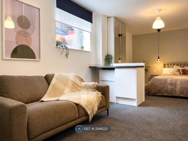 Room for rent in Andertons Mill, Lancashire