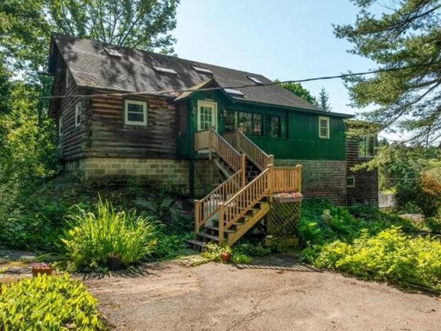 House for sale in Boothbay, Lincoln County