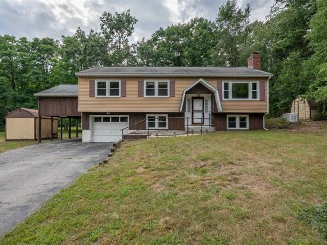 House for sale in Reeds Ferry, Merrimack