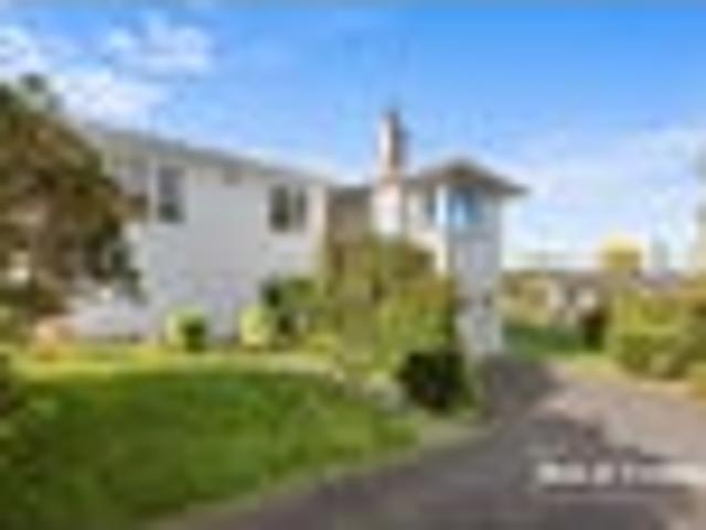 House for sale in Penrose