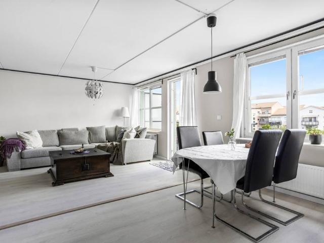 Bostad till salu i Sundbyberg, Stockholm