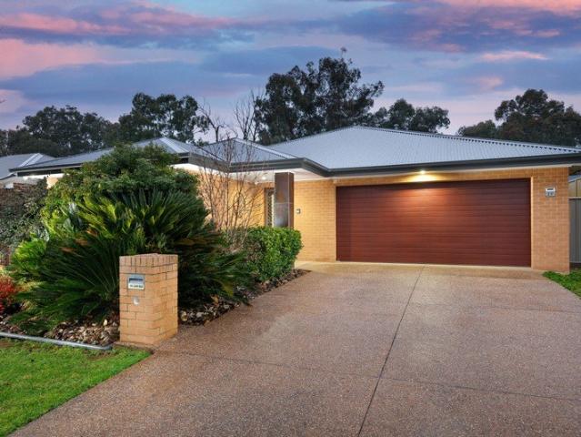 House for sale in West Wodonga, Victoria