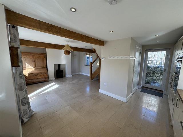 House for rent in Charmouth