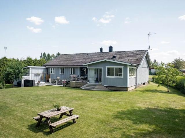 Hus hyra i Mällersta, Fjärdhundra