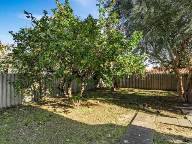Villa for sale in Palmyra, Western Australia