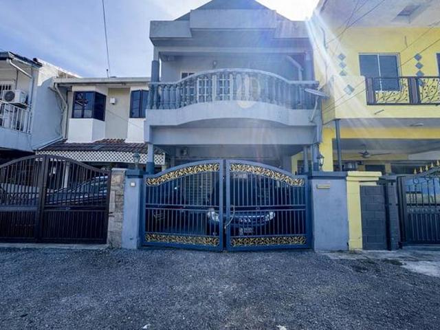 Terraced House for sale in Country Heights Damansara, Kuala Lumpur