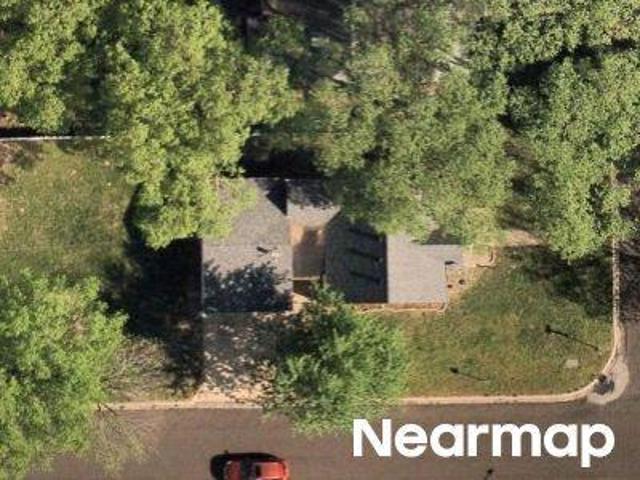 House for sale in Pekin, Illinois