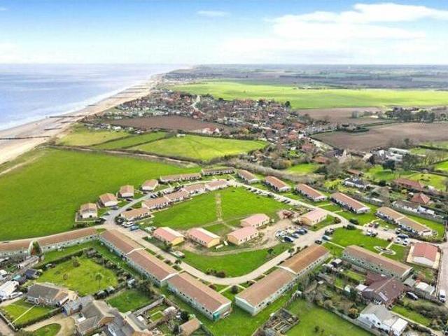 House for sale in New Catton, East Bank