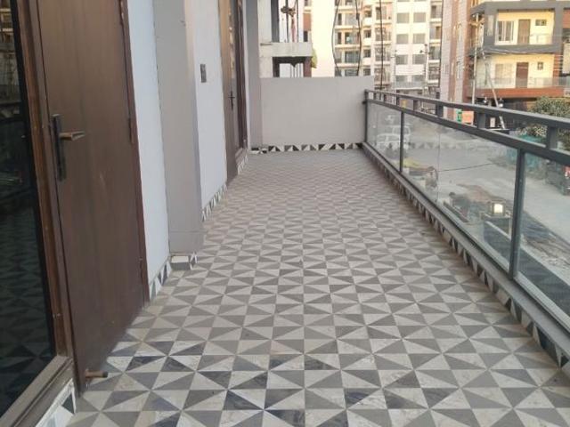 Property for rent in Deri