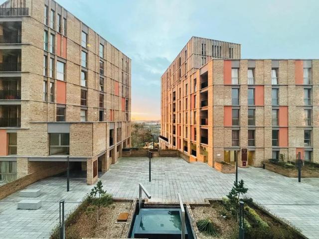 Apartment for rent in Dudden Hill, Greater London