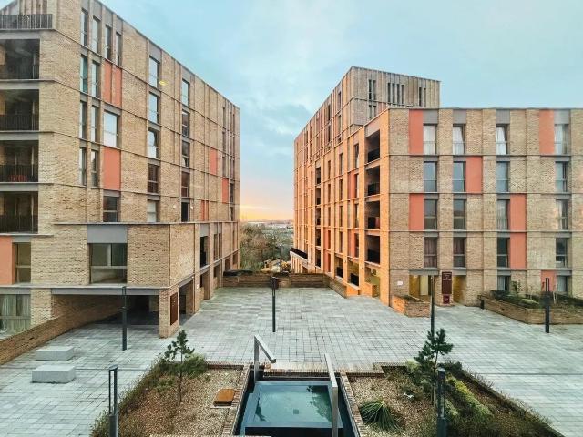 House for rent in Dudden Hill, Greater London