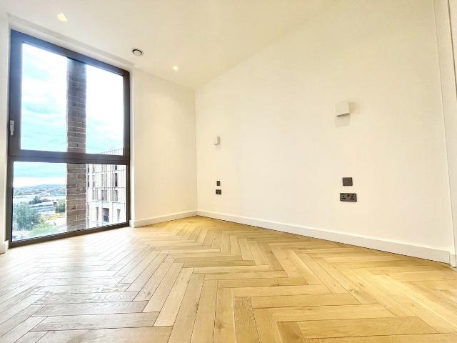 House for rent in Dollis Hill, Greater London