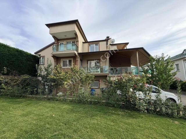Mürsel, Mudanya içerisinde satılık Villa