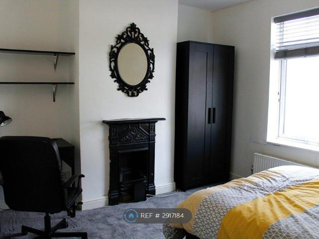Room for rent in Brompton, Gillingham