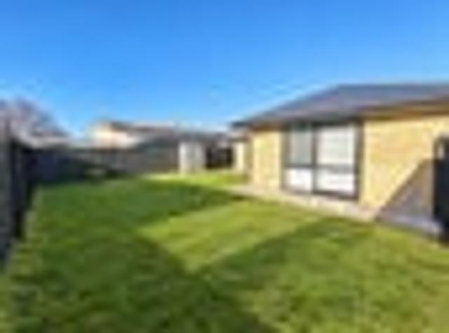 Townhouse for rent in Bader, Hamilton City